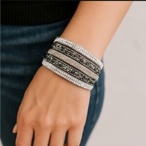 Silver Wrap Snap Rhinestone Bling Bracelet